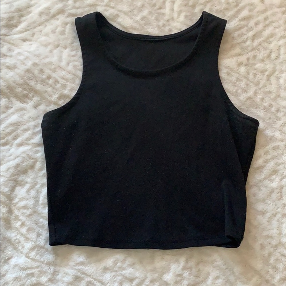 Black crop top